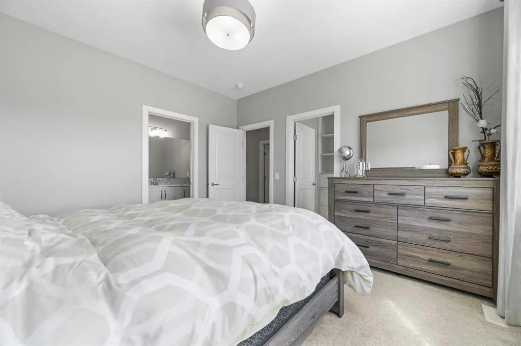 224 Cranbrook Drive SE