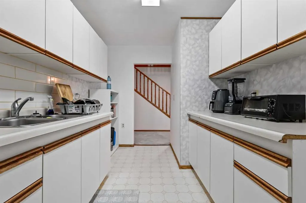 3 Pump Hill Landing SW
