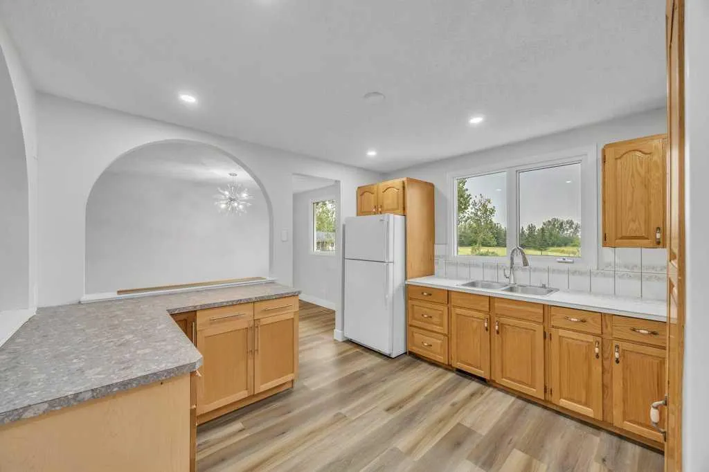 40 Pleasant Range Place