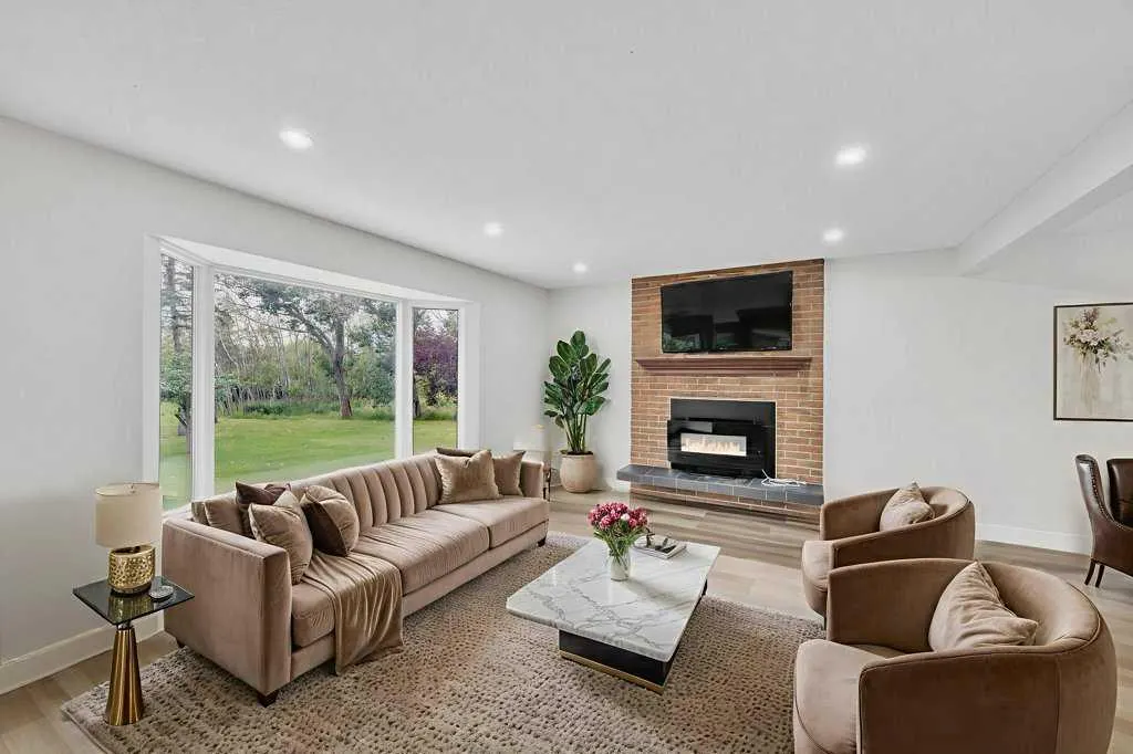 40 Pleasant Range Place