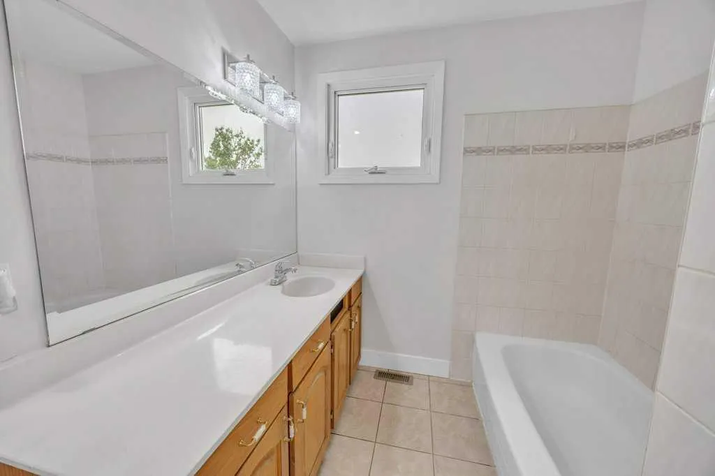 40 Pleasant Range Place