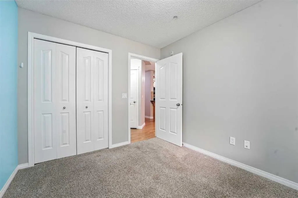 345 Rocky Vista Park NW, #105