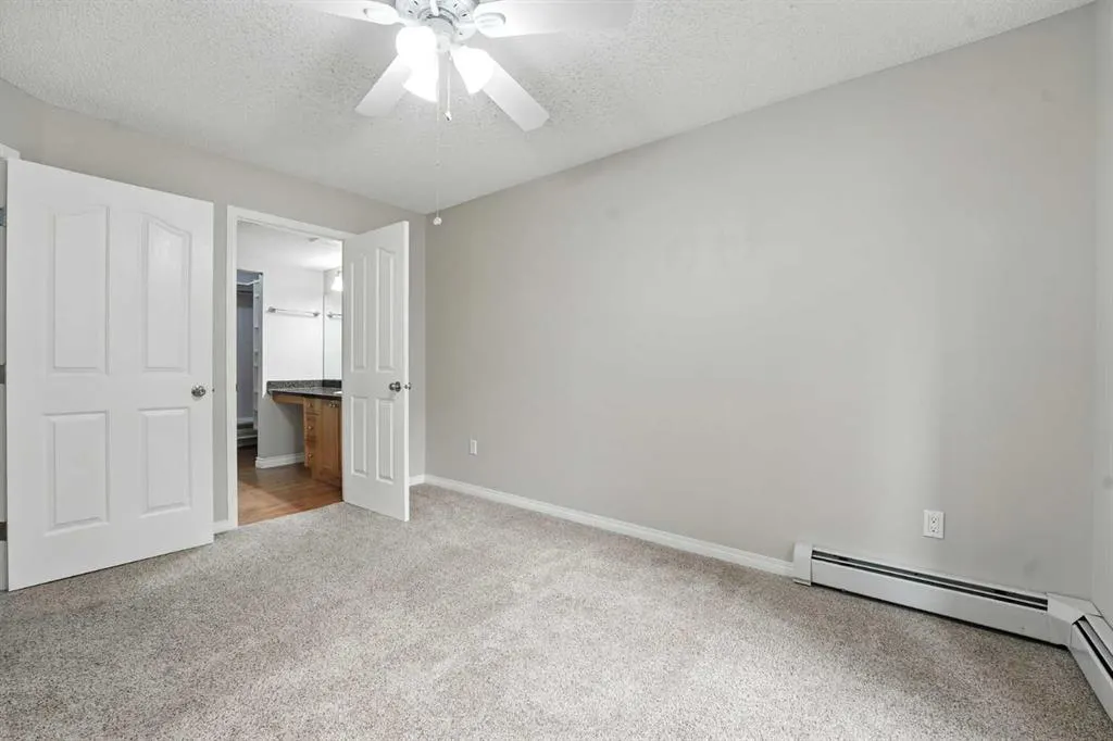 345 Rocky Vista Park NW, #105