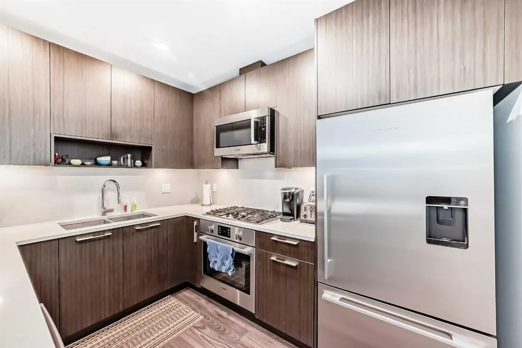 88 9 Street NE, #216