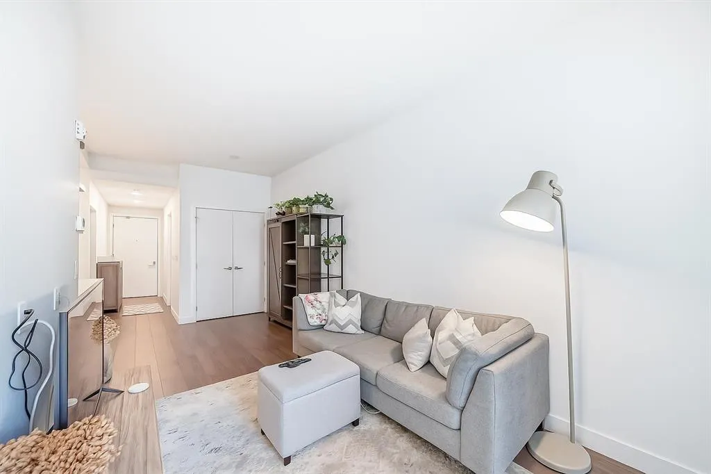 88 9 Street NE, #216