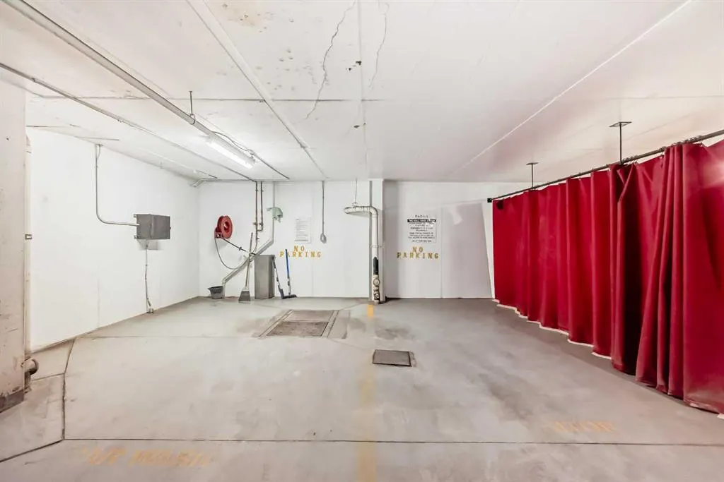 88 9 Street NE, #216