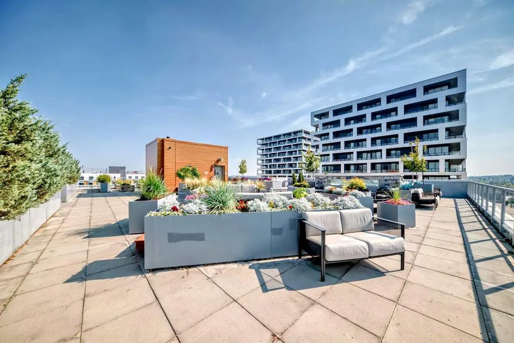 88 9 Street NE, #216