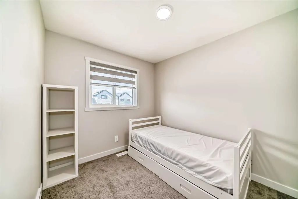 95 Heirloom Boulevard SE