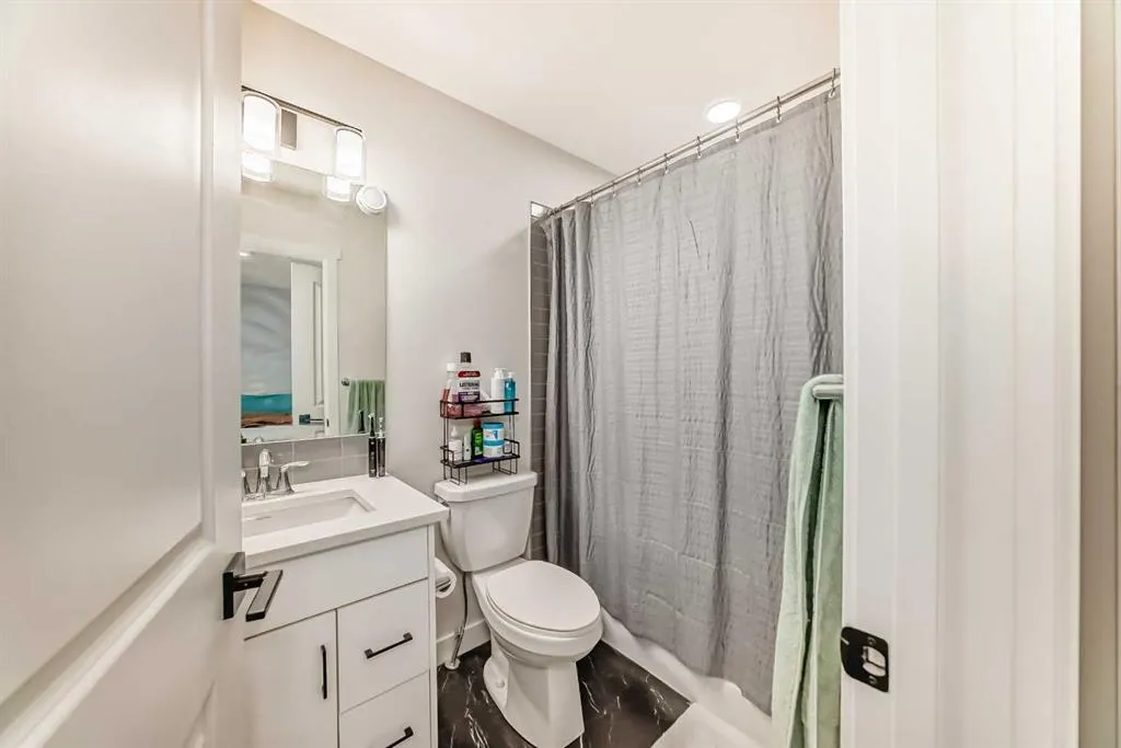 95 Heirloom Boulevard SE
