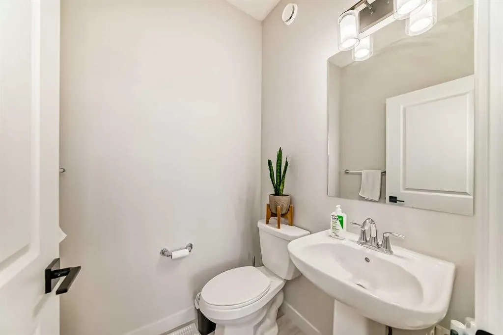 95 Heirloom Boulevard SE