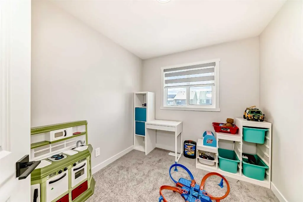 95 Heirloom Boulevard SE