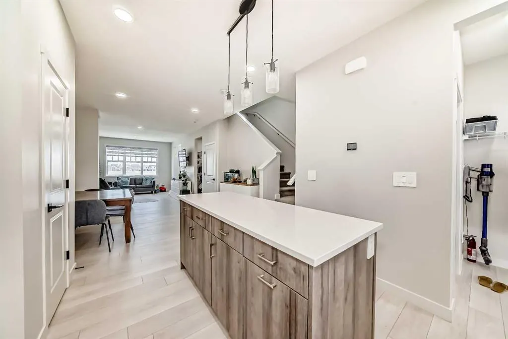 95 Heirloom Boulevard SE