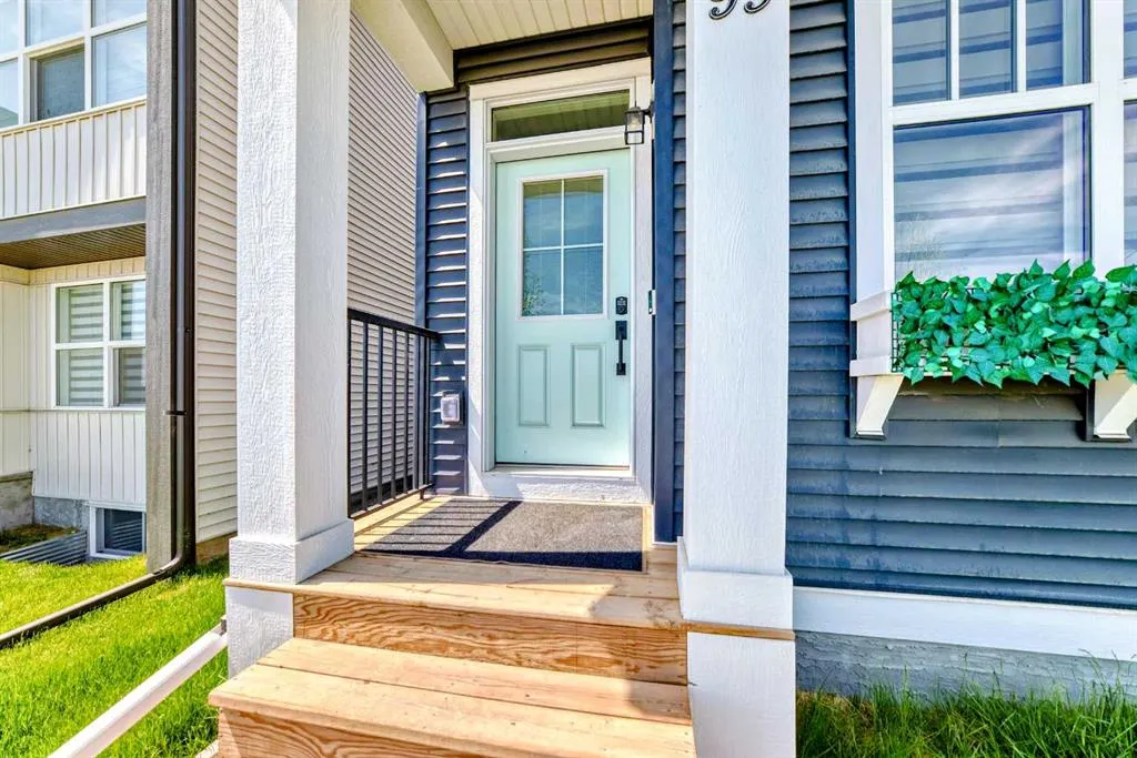 95 Heirloom Boulevard SE