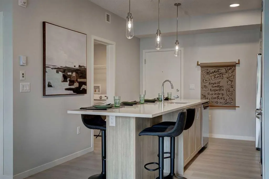 245 Edith Place NW, #409