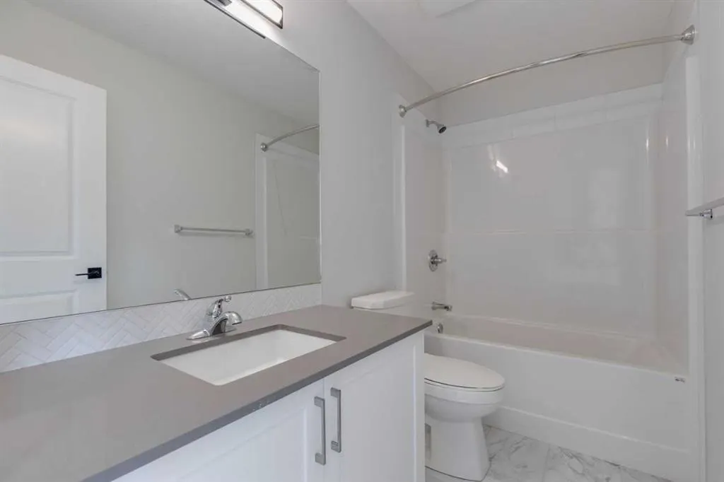 81 Midtown Boulevard SW, #109