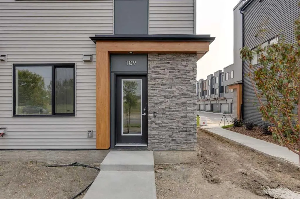 81 Midtown Boulevard SW, #109