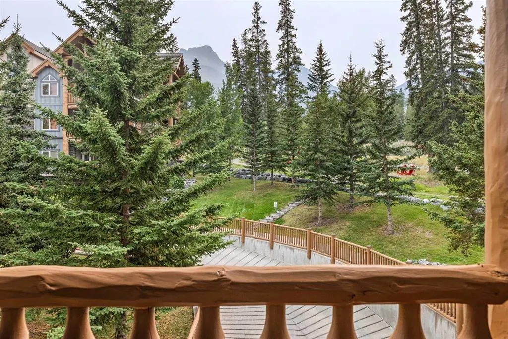 175 Crossbow Place SW, #204