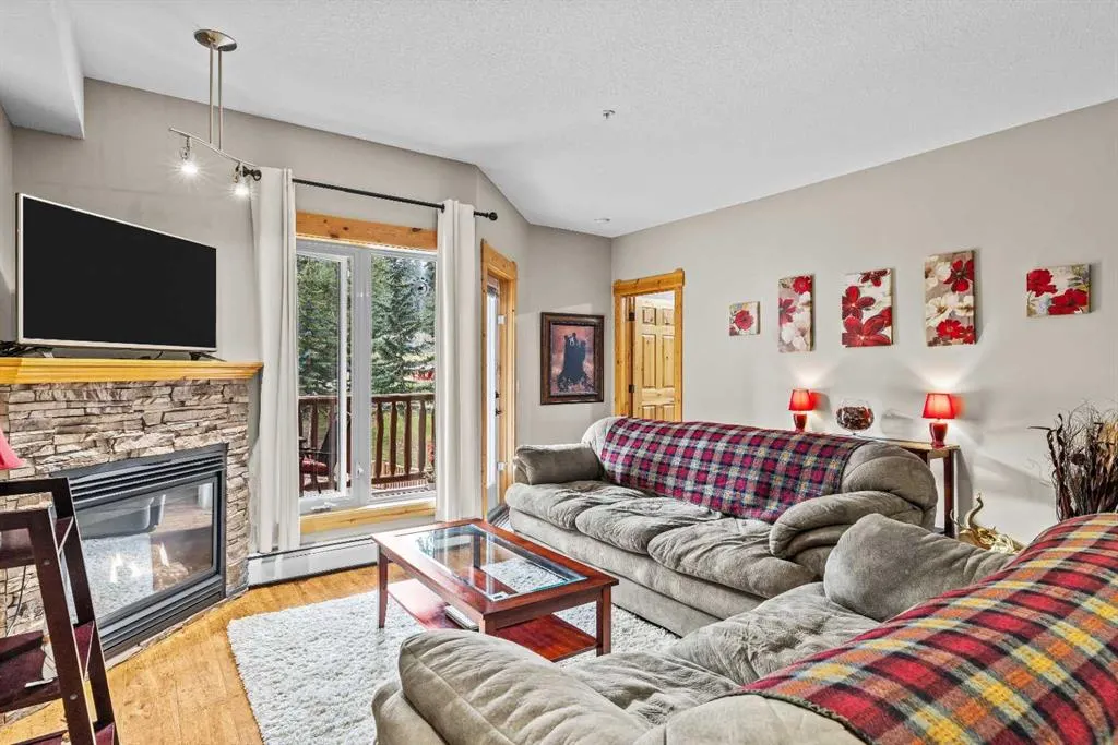 175 Crossbow Place SW, #204