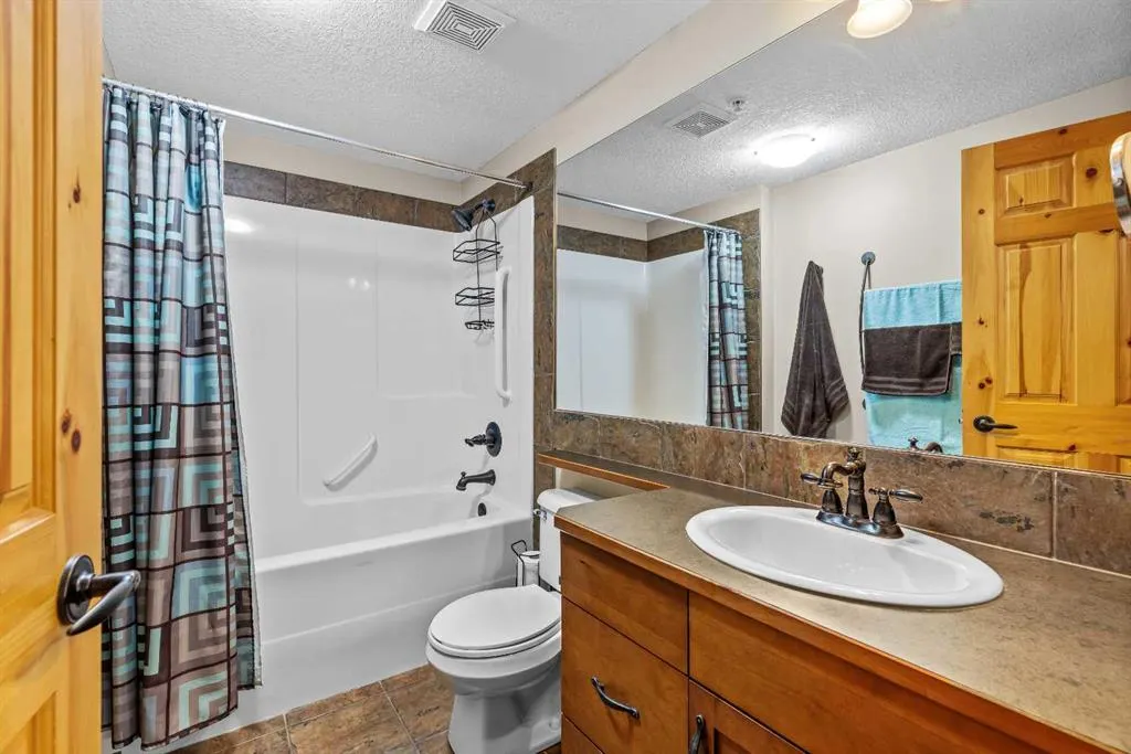 175 Crossbow Place SW, #204