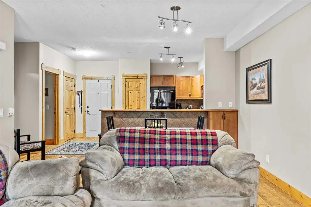 175 Crossbow Place SW, #204