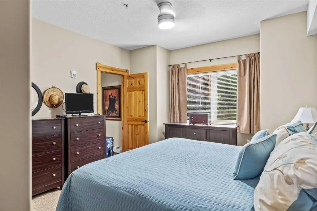 175 Crossbow Place SW, #204