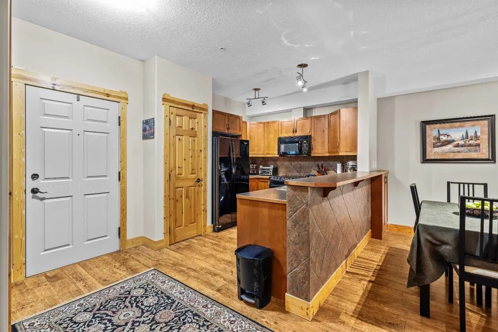 175 Crossbow Place SW, #204
