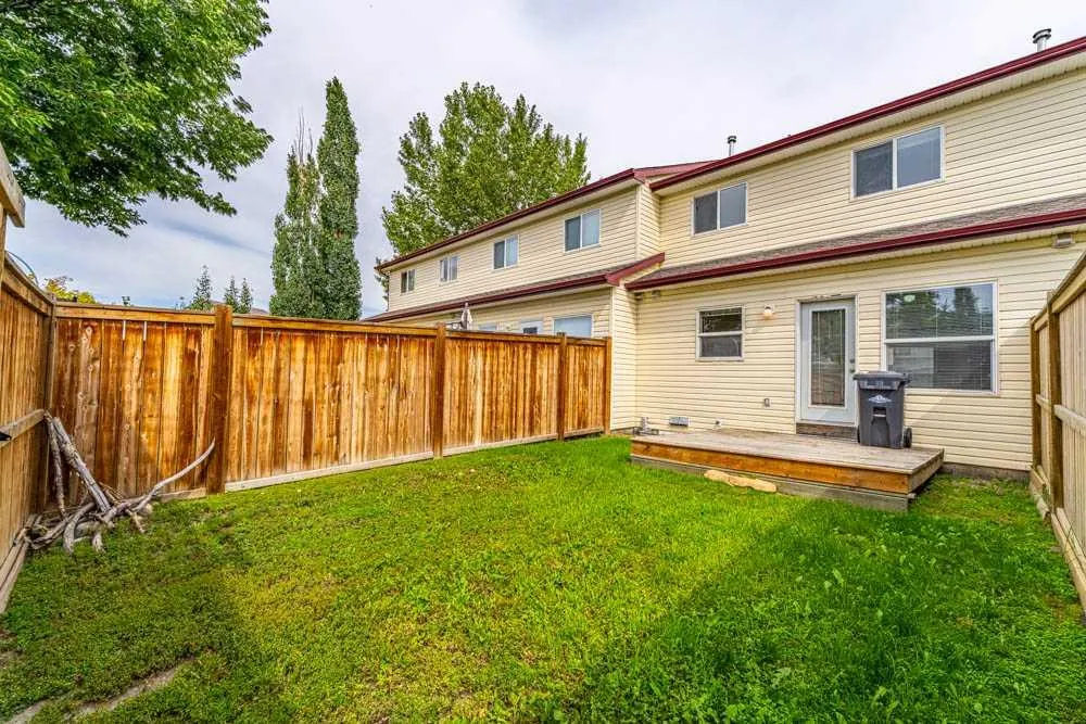 1403 Eagleview Place NW