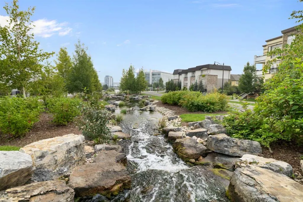 39 Quarry Gate SE, #108