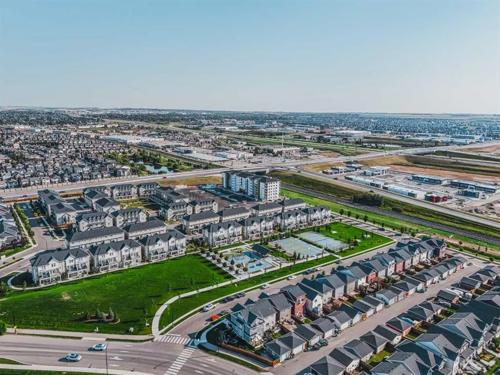 329 south point Green SW