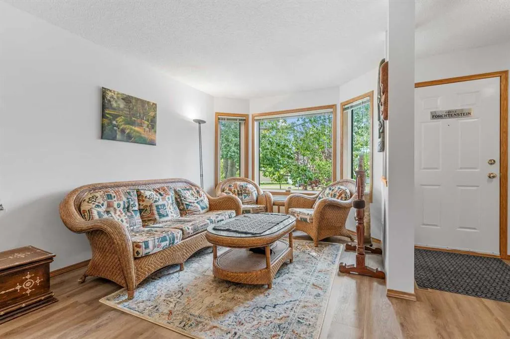 39 Arbour Wood Close NW
