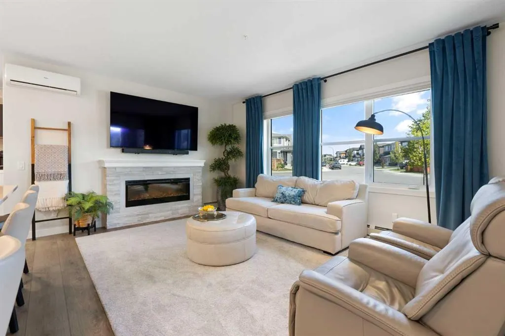 55 Wolf Hollow Crescent SE, #104