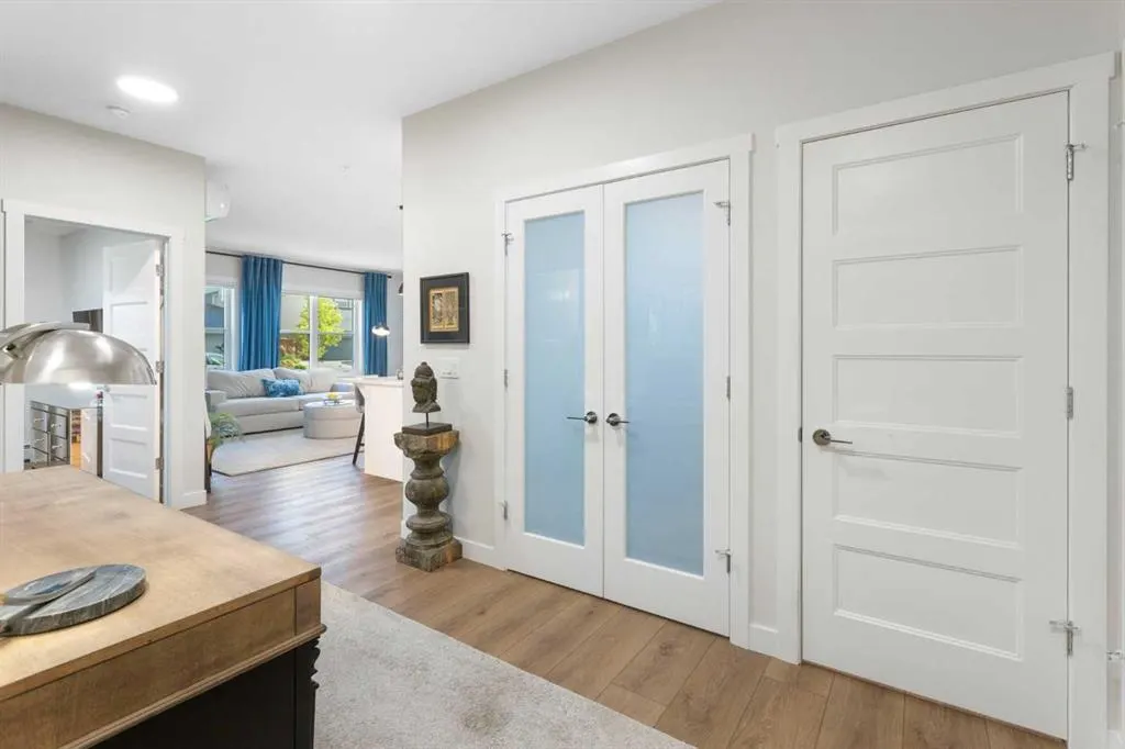 55 Wolf Hollow Crescent SE, #104