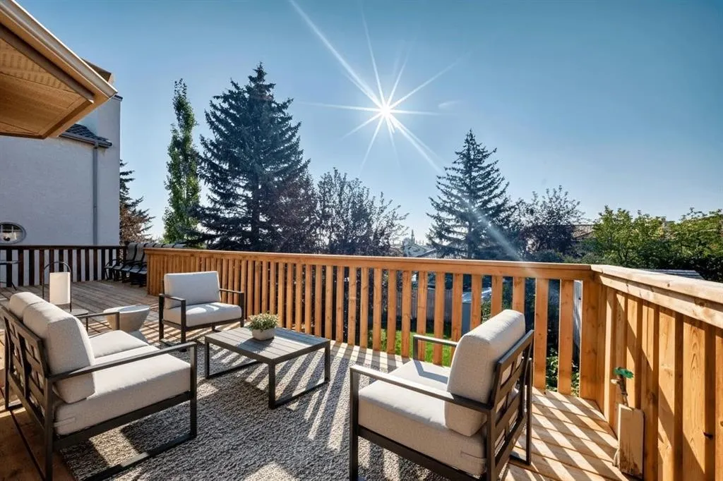 118 Signature Close SW