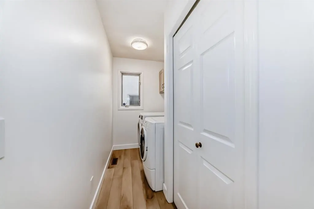 118 Signature Close SW