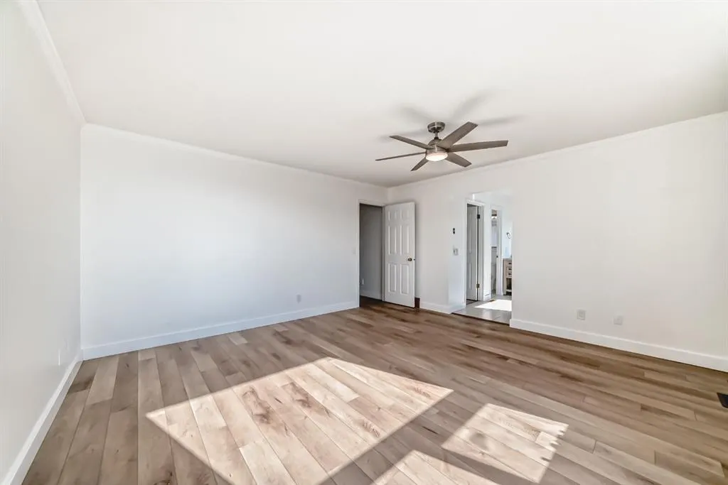 118 Signature Close SW