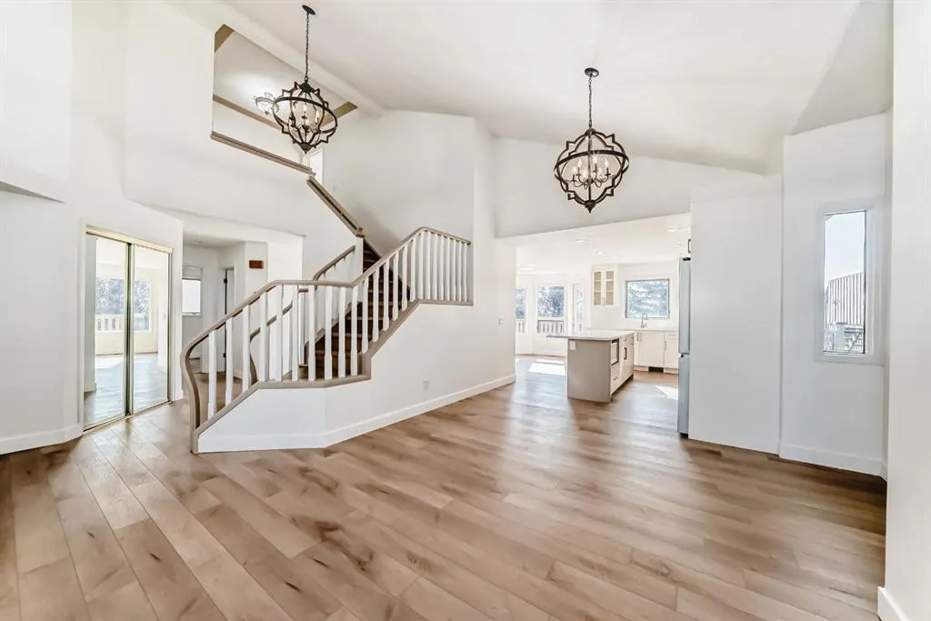118 Signature Close SW