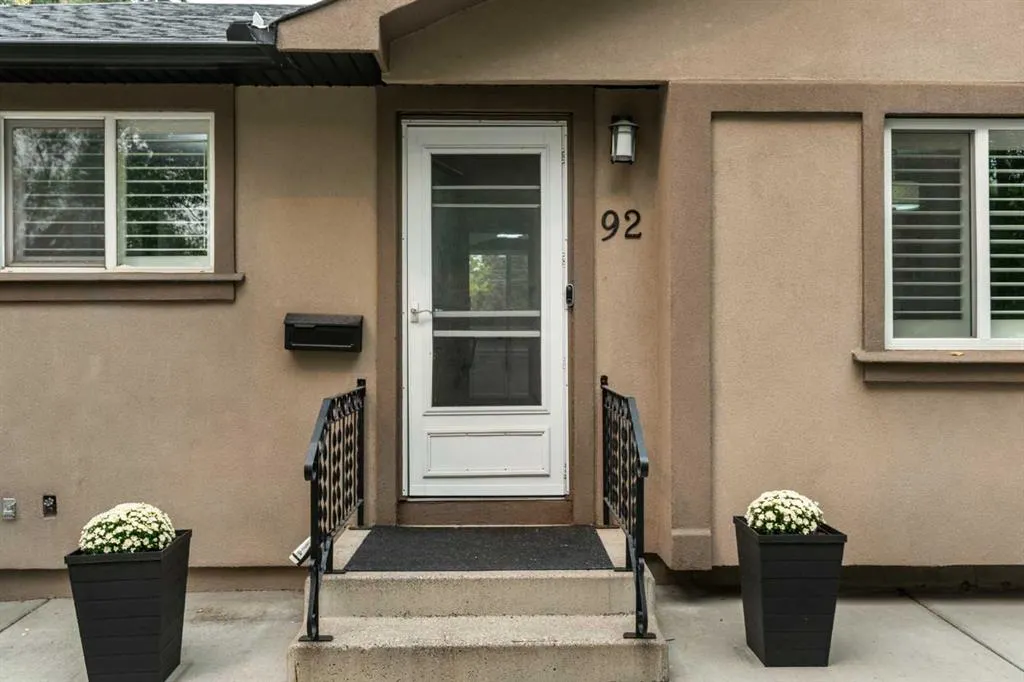 92 Baker Crescent NW