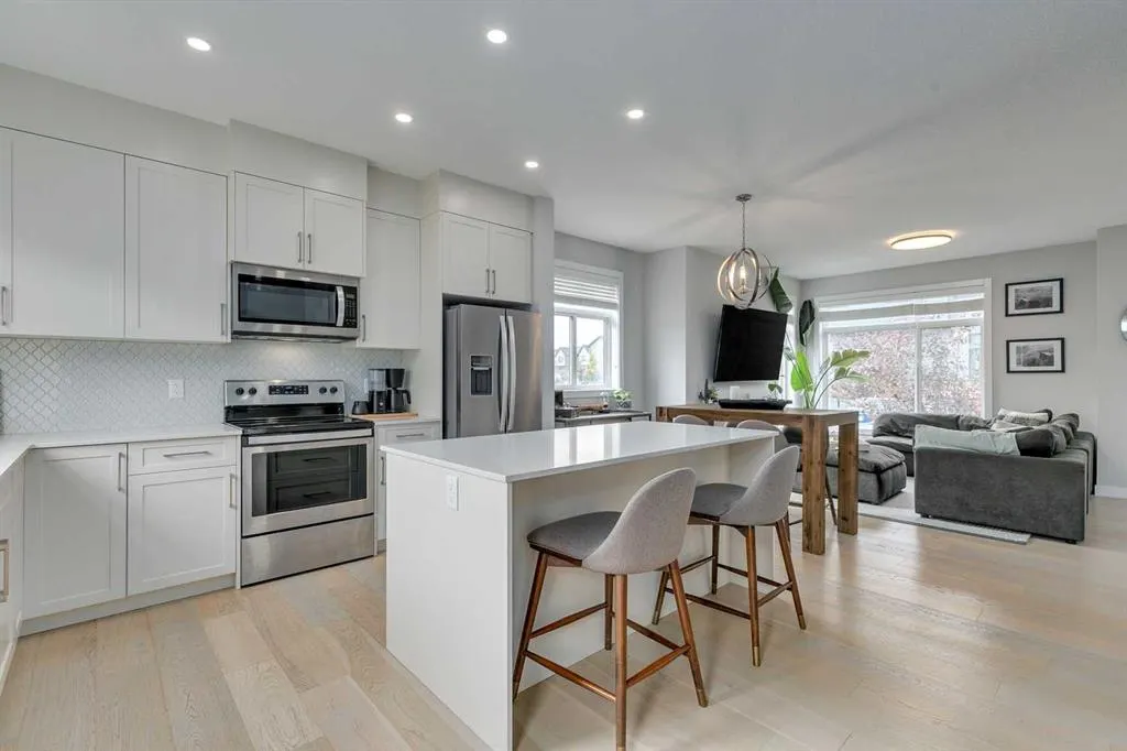 805 Sage Meadows Gardens NW