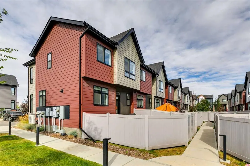 805 Sage Meadows Gardens NW
