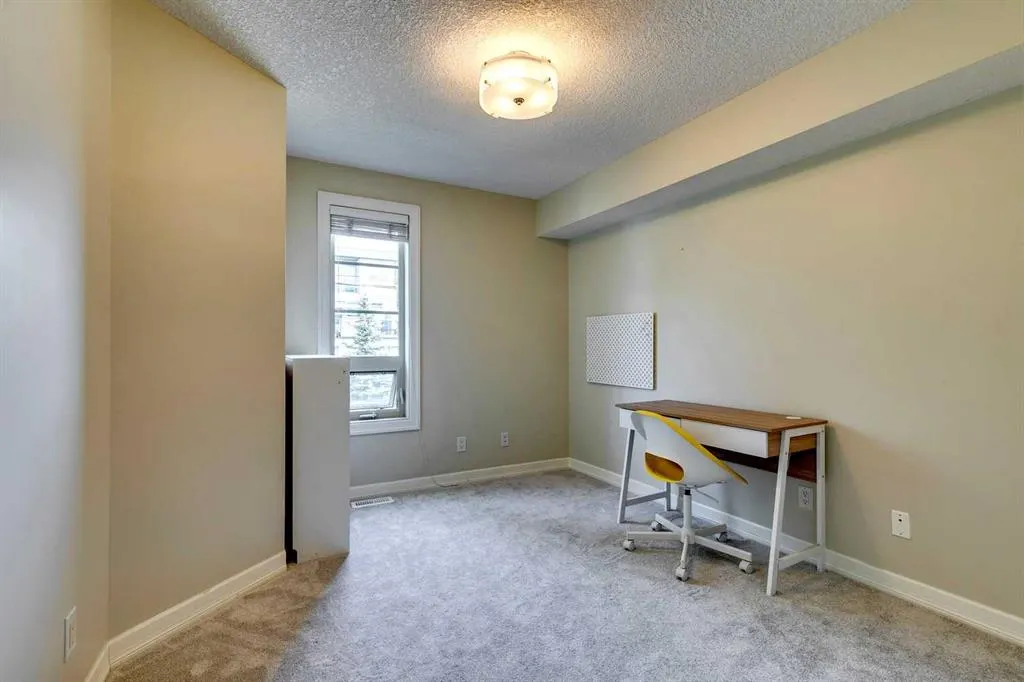 1729 34 Avenue SW, #6