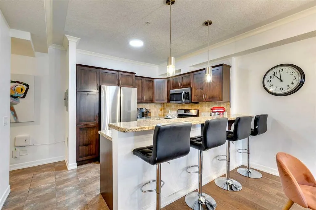 1729 34 Avenue SW, #6