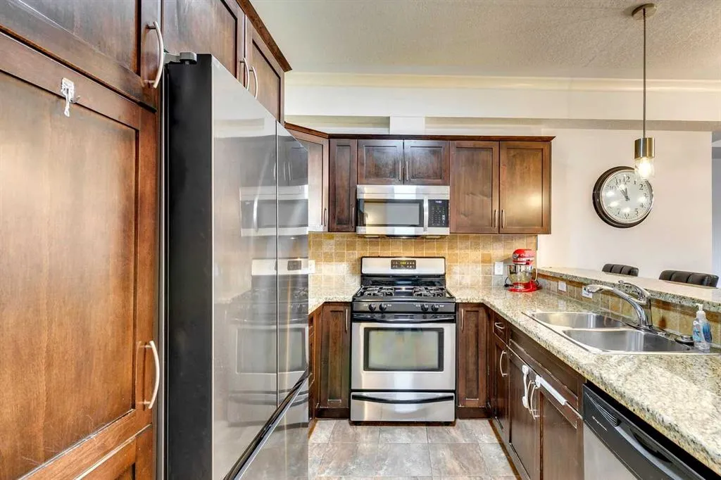 1729 34 Avenue SW, #6