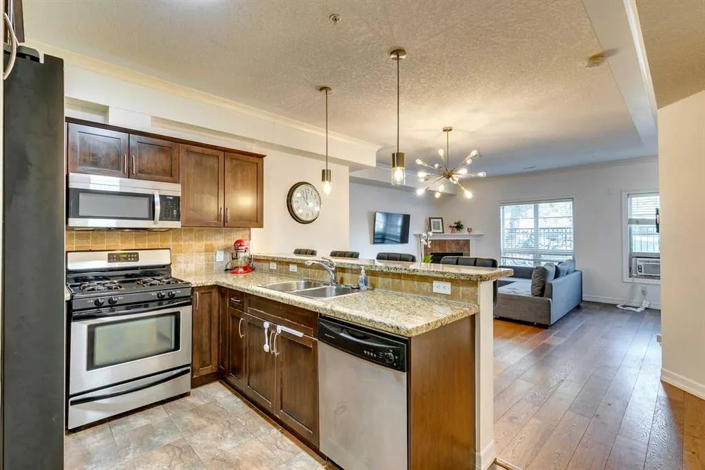 1729 34 Avenue SW, #6