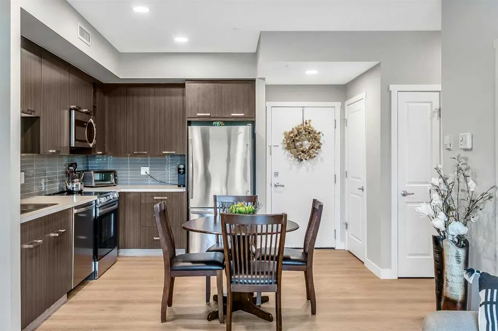 175 Silverado Boulevard SW, #1210