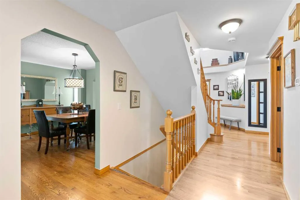 103 Diamond Court SE