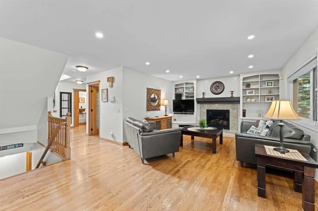103 Diamond Court SE