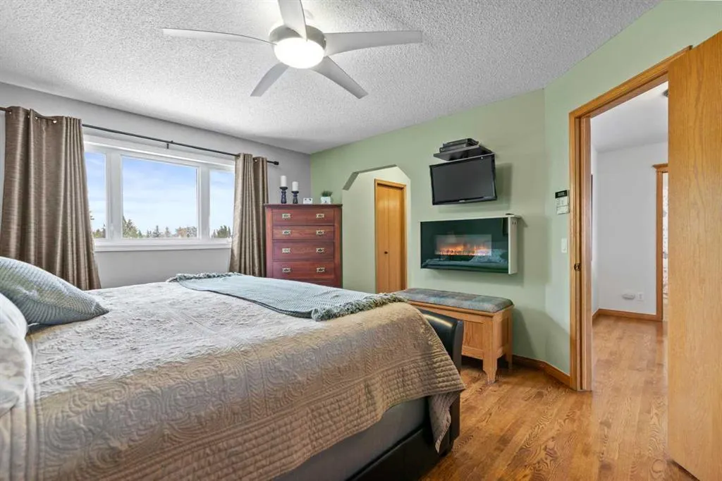 103 Diamond Court SE