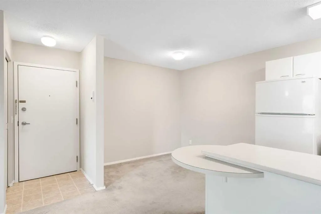 3400 Edenwold Heights NW, #1621