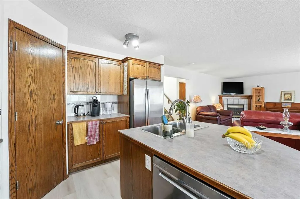 42 Citadel Crest Green NW