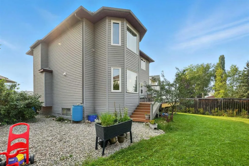 42 Citadel Crest Green NW